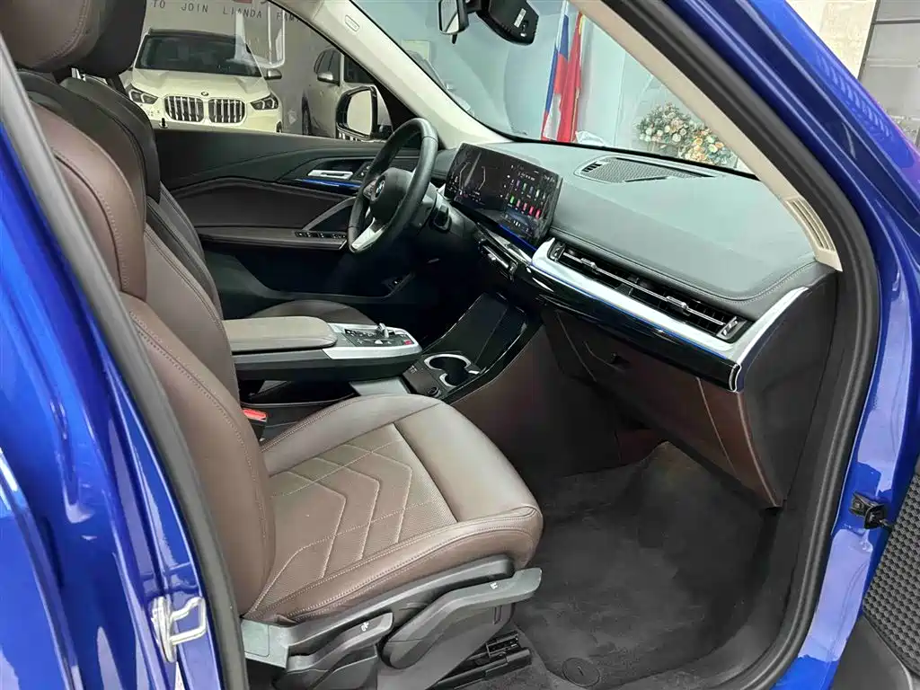BMW X1 2024 — фото 13