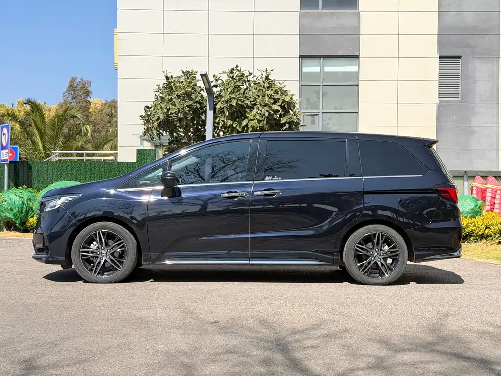 Honda Odyssey 2023 — фото 4