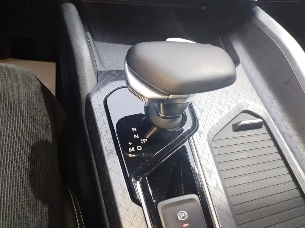Geely Xingrui 2023 — фото 10