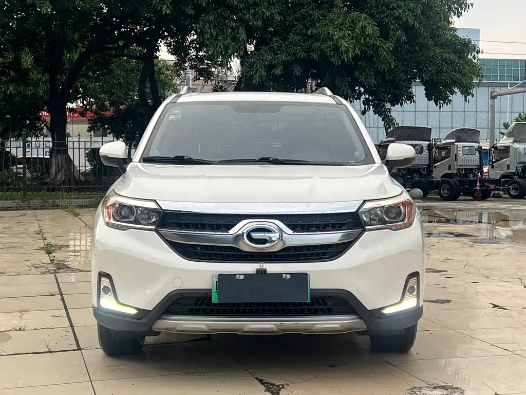 GAC Group Qizhi PHEV 2018 — фото 2