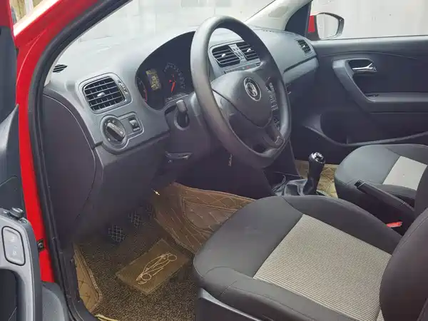 Volkswagen Polo 2016