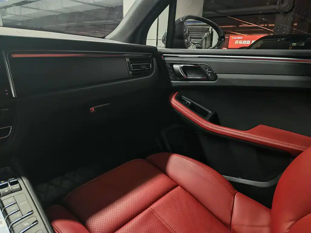Porsche Macan 2021 — фото 12