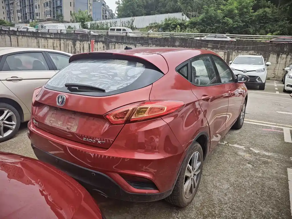 Changan Eado XT 2016 — фото 9