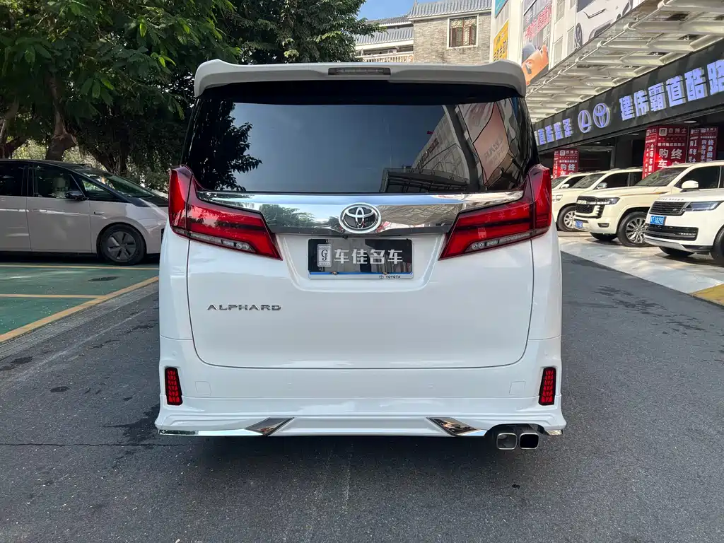 Toyota Alphard 2017 — фото 5