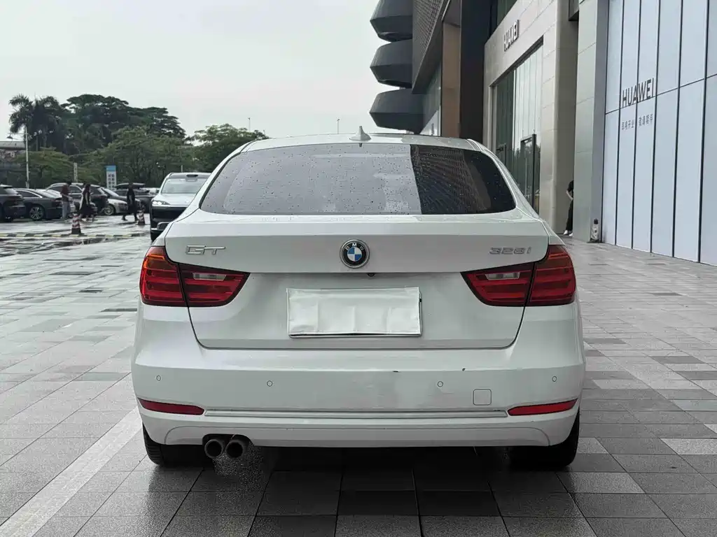 BMW 3 Series GT 2013 — фото 4