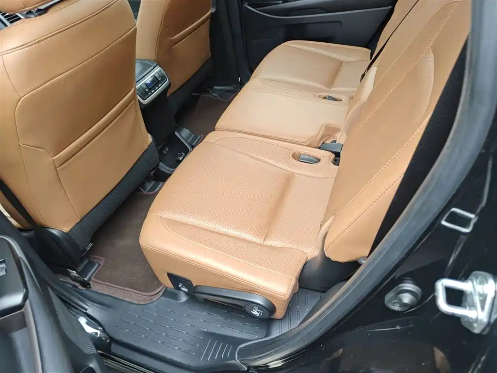 Toyota Highlander 2019 — фото 10