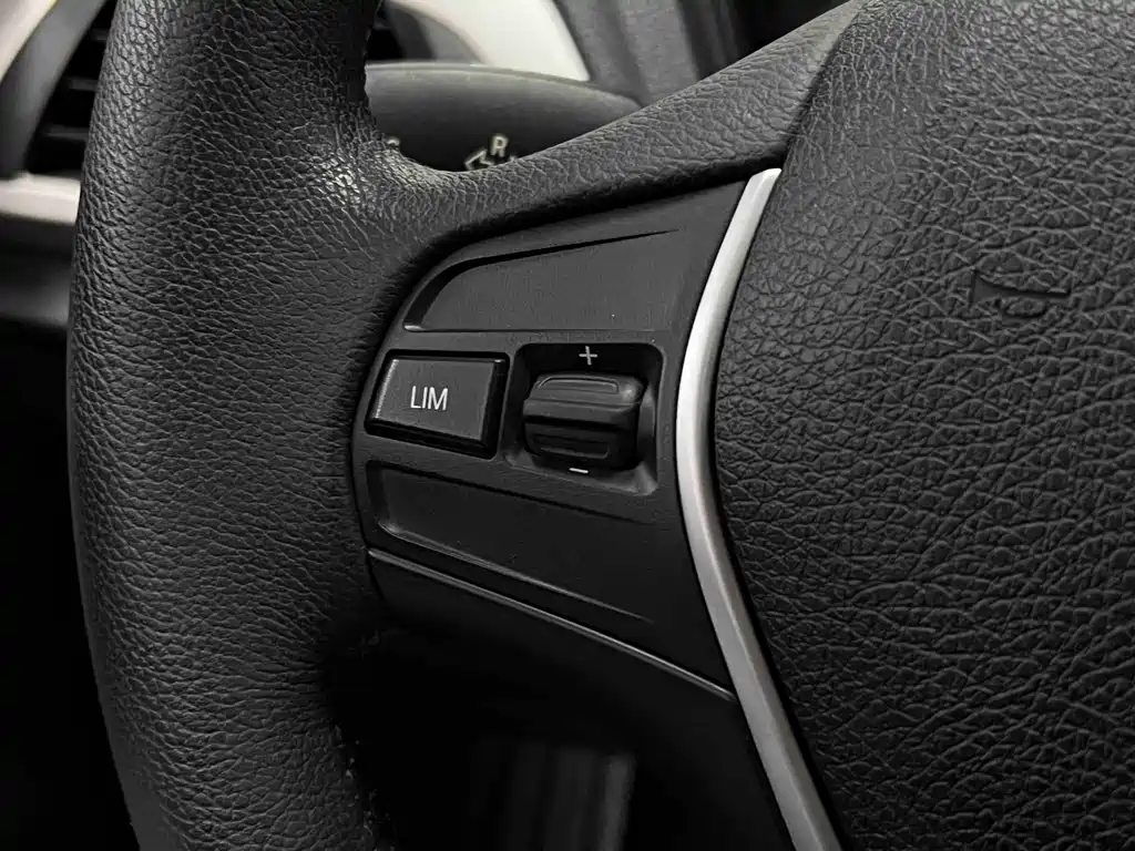 BMW 2 Series 2017 — фото 34