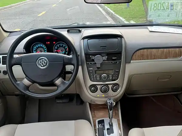 Buick Excelle 2015
