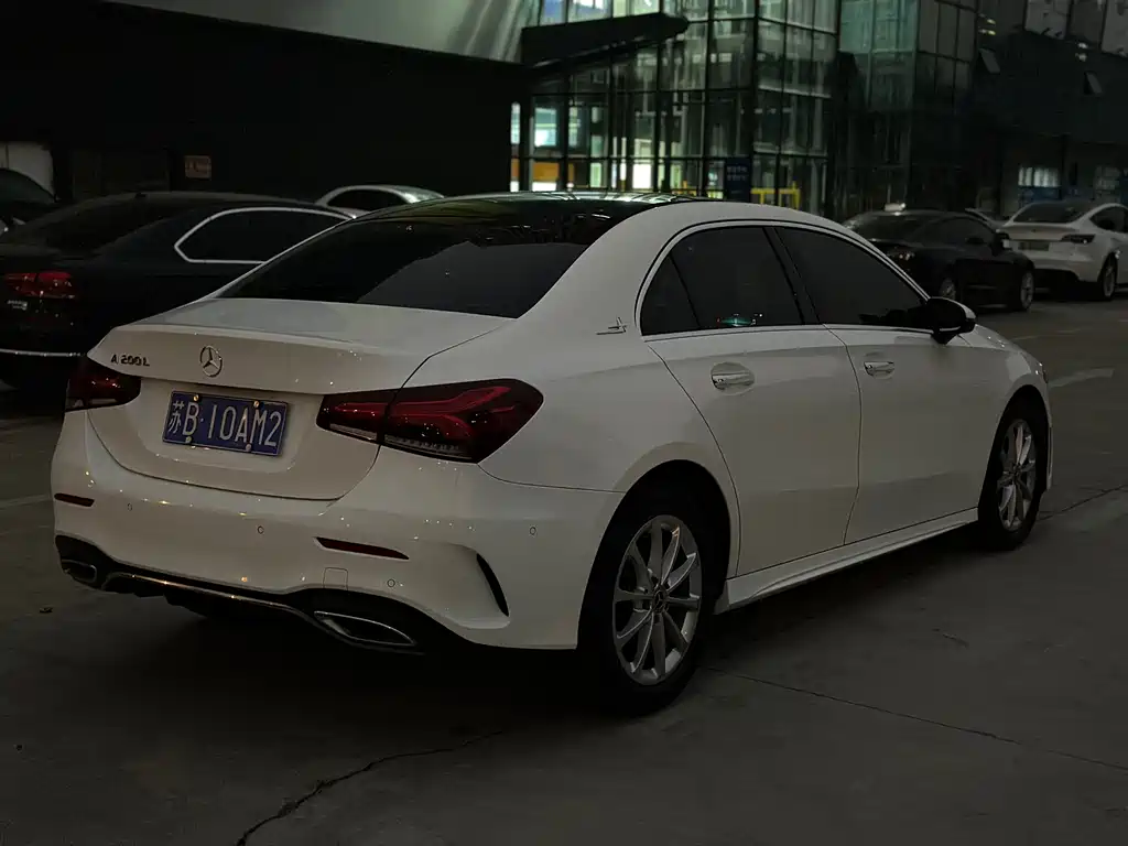 Mercedes-Benz A-Class 2019 — фото 4