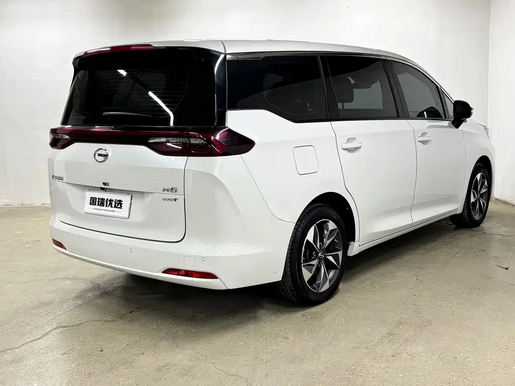 GAC Motor Trumpchi M6 2022 — фото 4