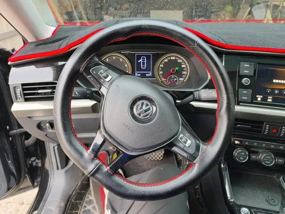 Volkswagen Passat 2019 — фото 15