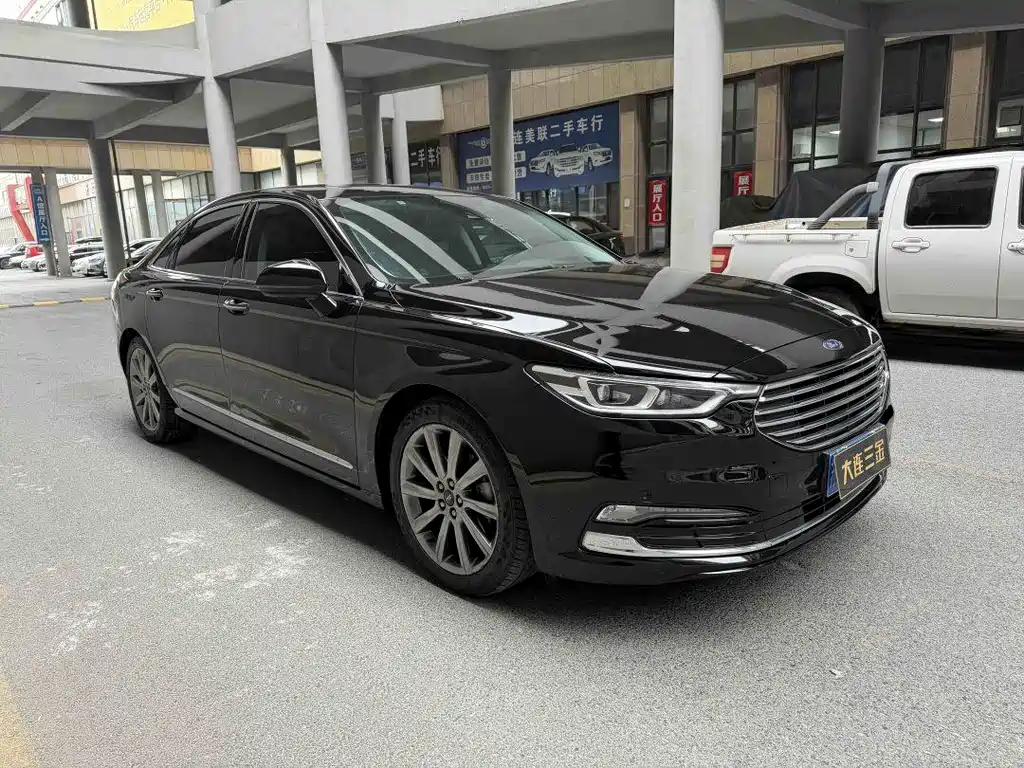Ford Taurus 2021 — фото 2