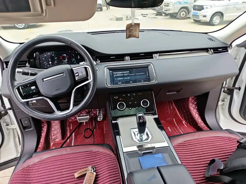 Land Rover Evoque 2022 — фото 10