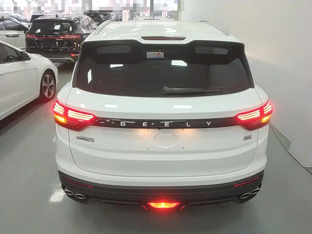 Geely Binyue 2021