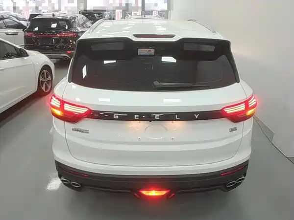 Geely Binyue 2021