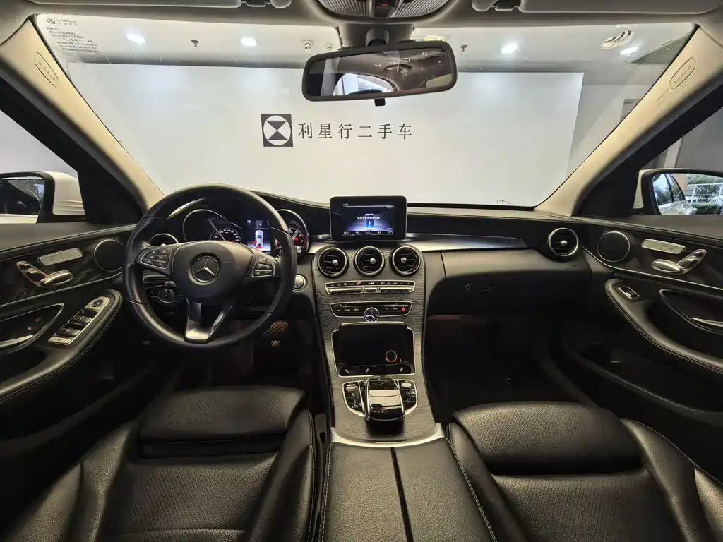 Mercedes-Benz C-Class 2018 — фото 10
