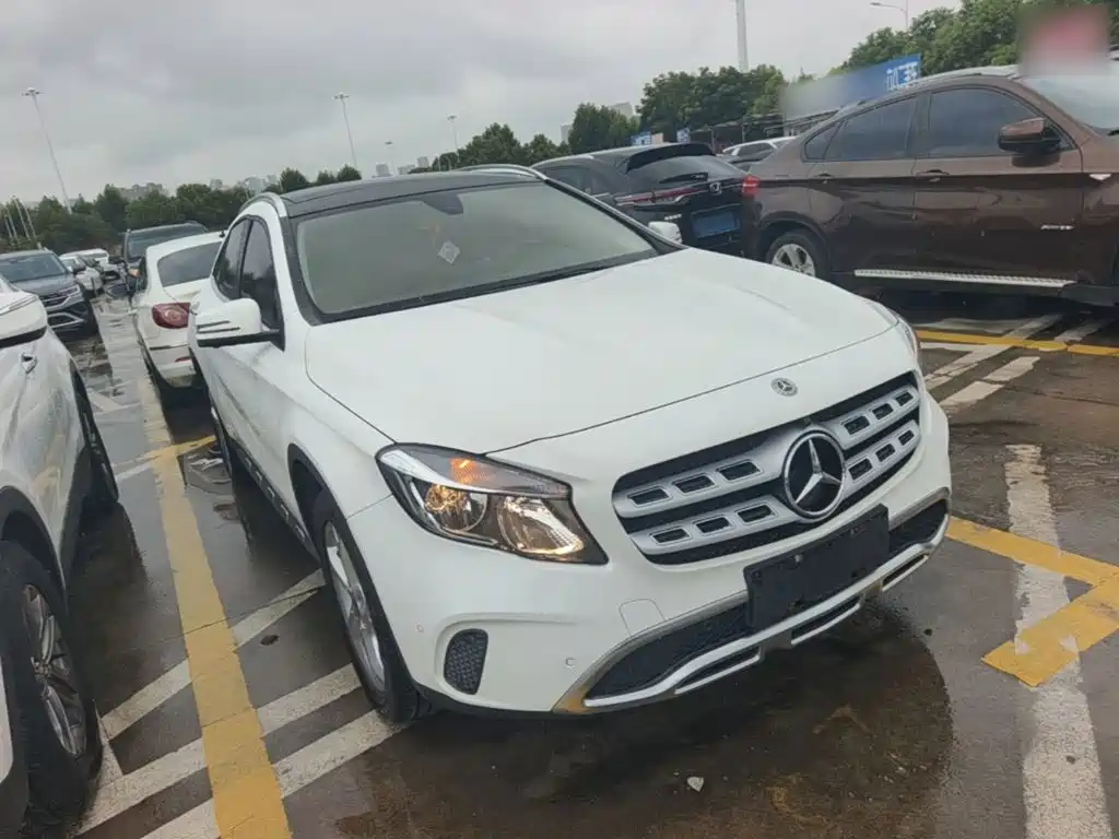 Mercedes-Benz GLA 2018