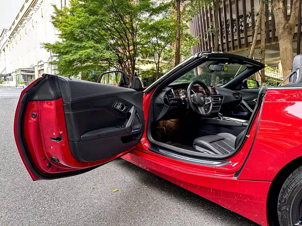 BMW Z4 2020 — фото 10