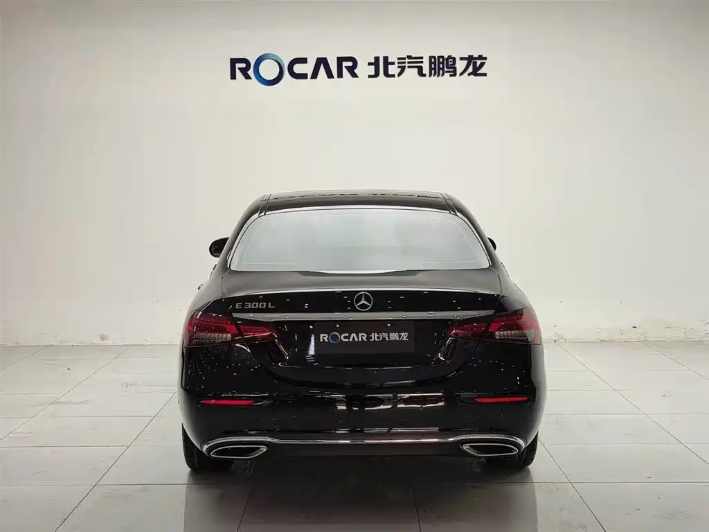 Mercedes-Benz E-Class 2023