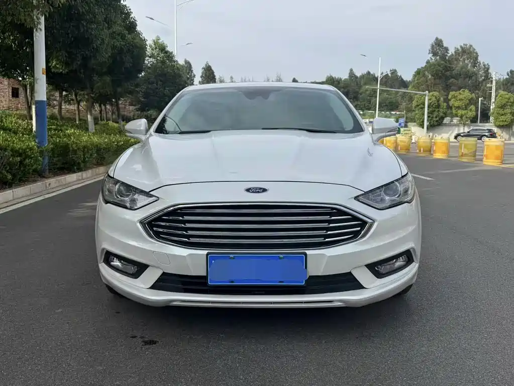 Ford Mondeo 2018 — фото 1