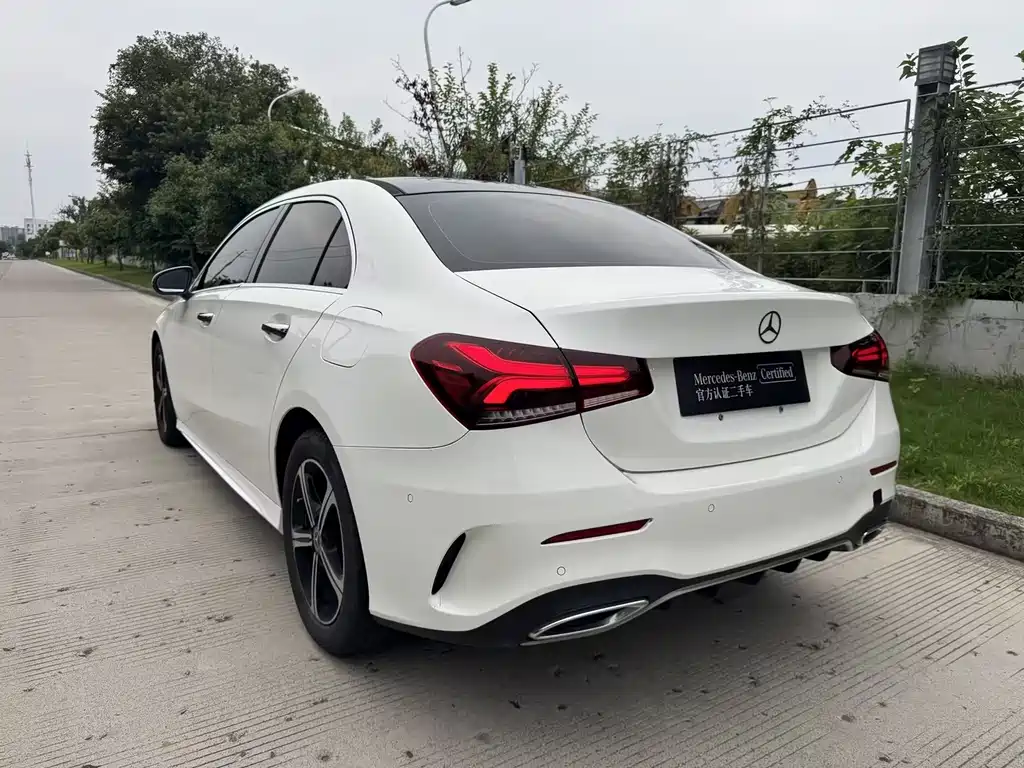 Mercedes-Benz A-Class 2023 — фото 18