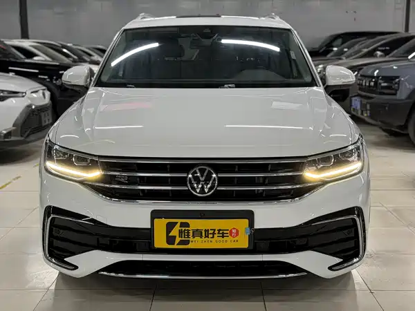 Volkswagen Tiguan L 2022