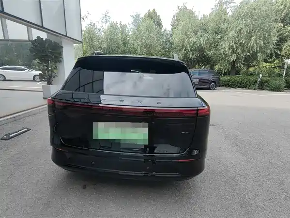XPeng G9 2025
