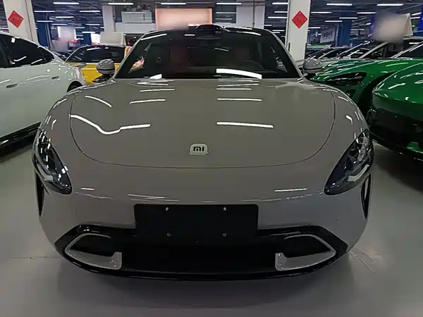 Xiaomi SU7 2025