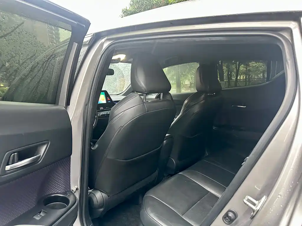 Toyota IZOA 2019 — фото 10