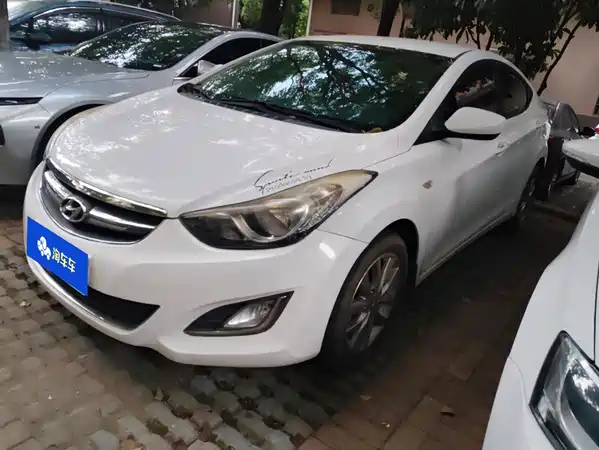 Hyundai Elantra Langdong 2015