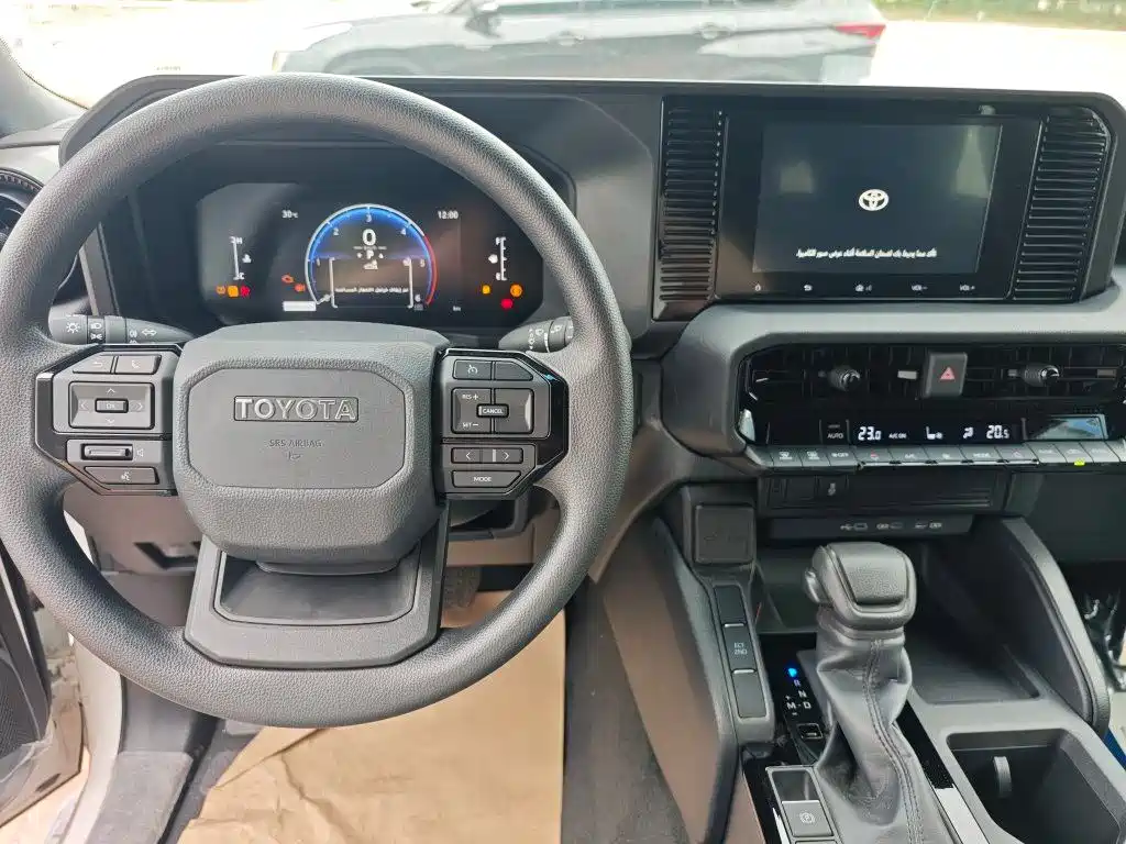 Toyota Prado — фото 11