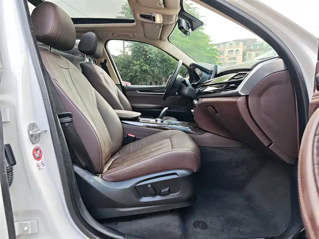 BMW X5 2018 — фото 21