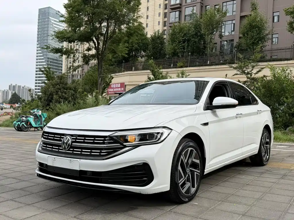 Volkswagen Sagitar 2023
