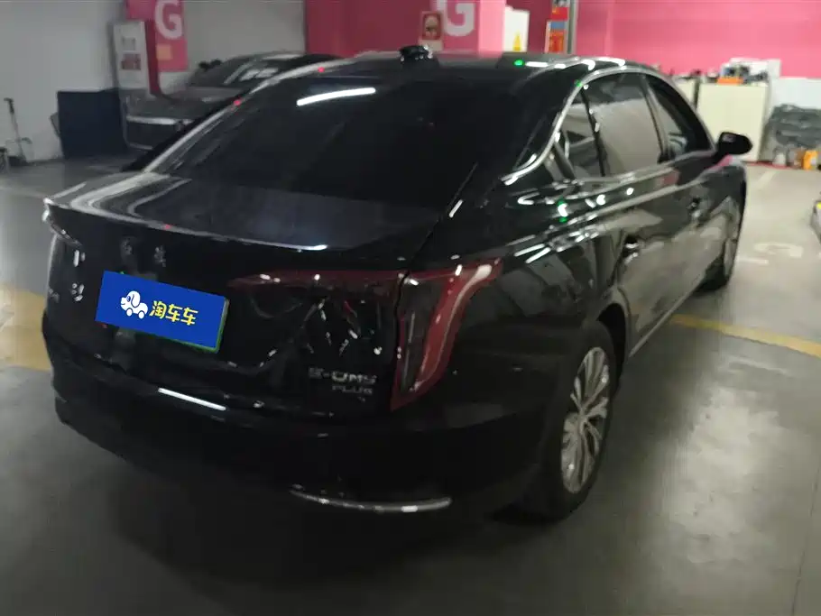 Hongqi E-QM5 2023 — фото 3