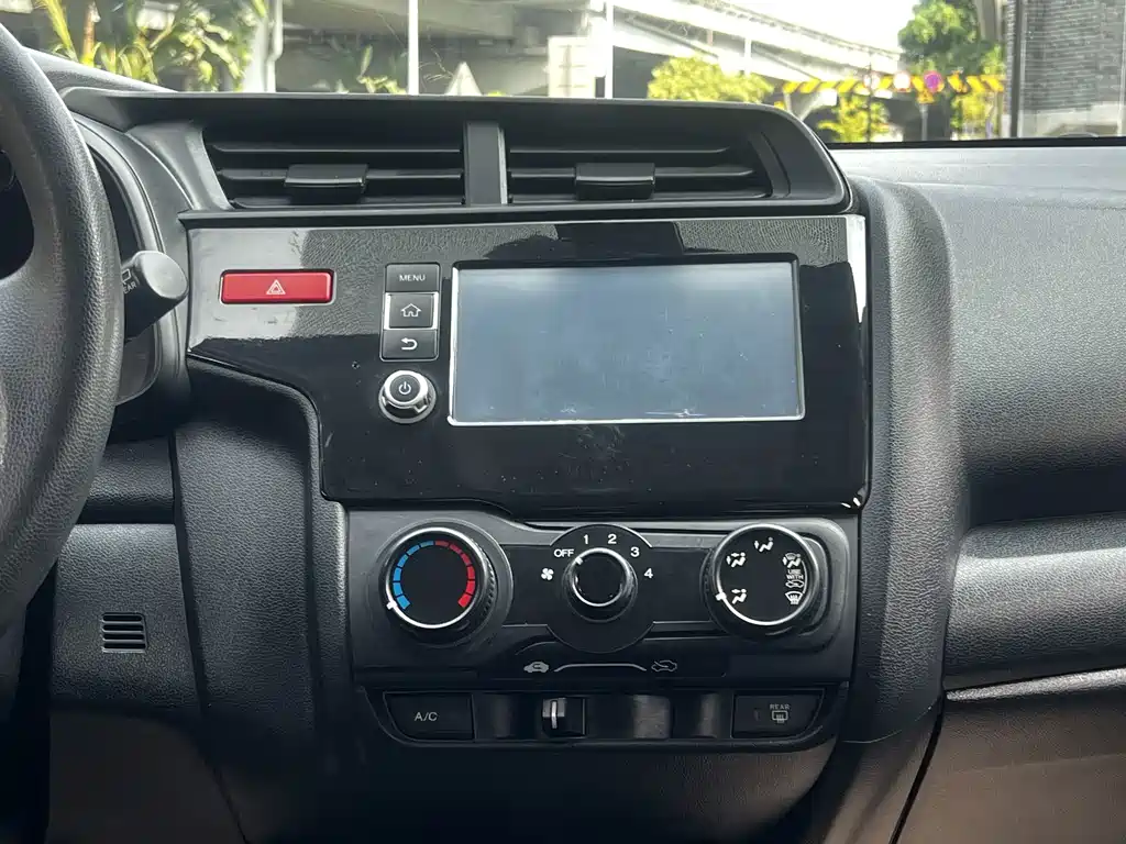 Honda Fit 2016 — фото 39