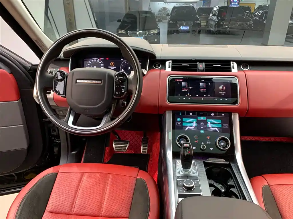 Land Rover Sport 2021 — фото 11