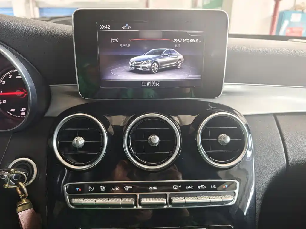 Mercedes-Benz C-Class 2018