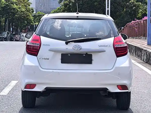 Toyota Yaris L 2019