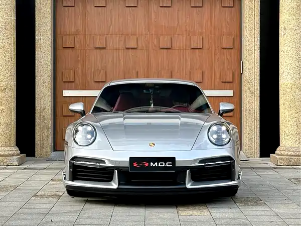 Porsche 911 2023