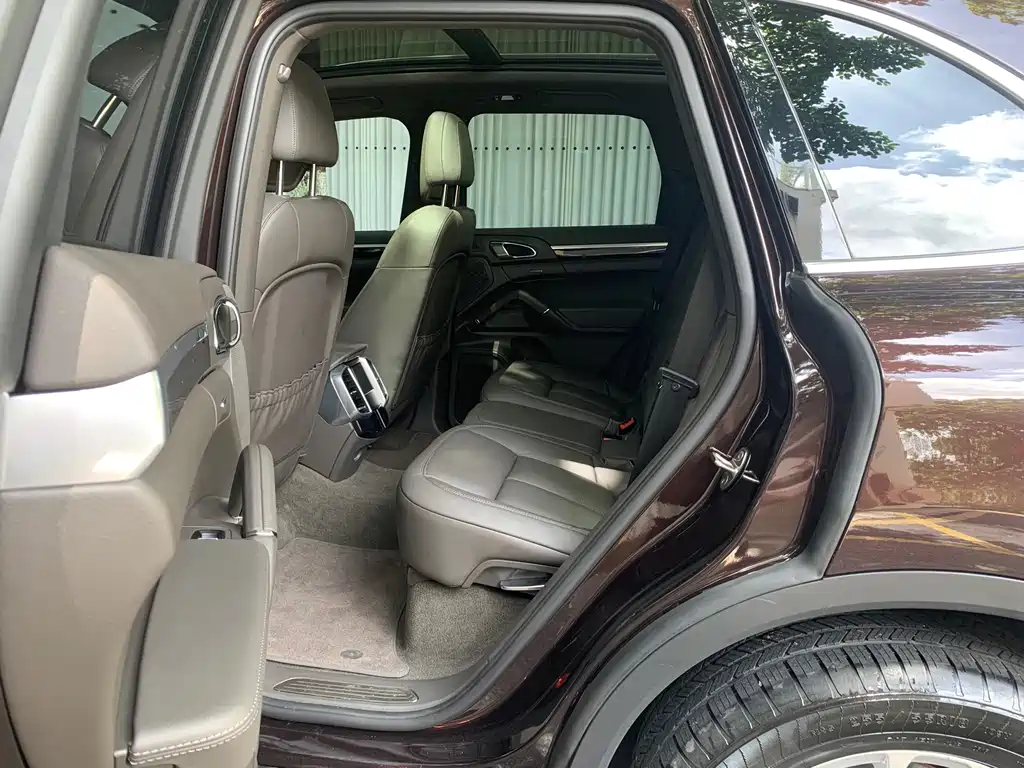 Porsche Cayenne 2015