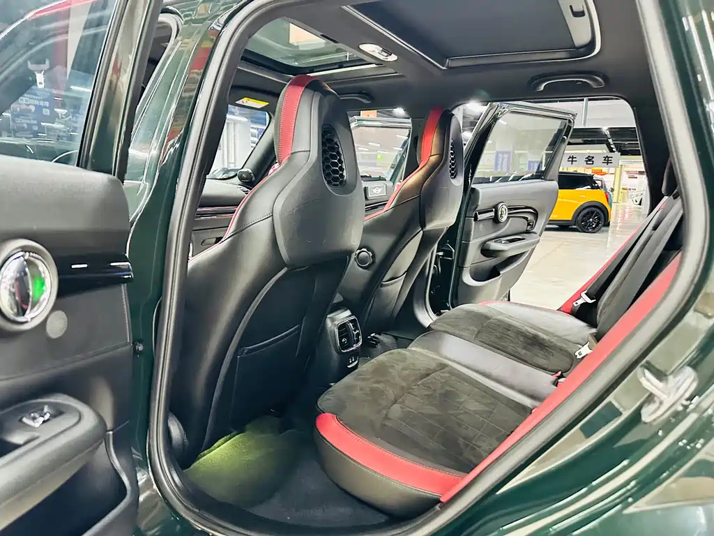 MINI JCW CLUBMAN 2019 — фото 26