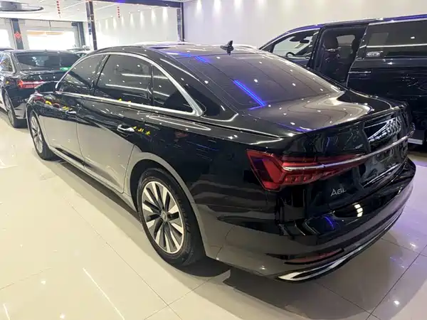Audi A6L 2023