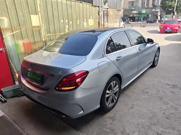 Mercedes-Benz C-Class 2018