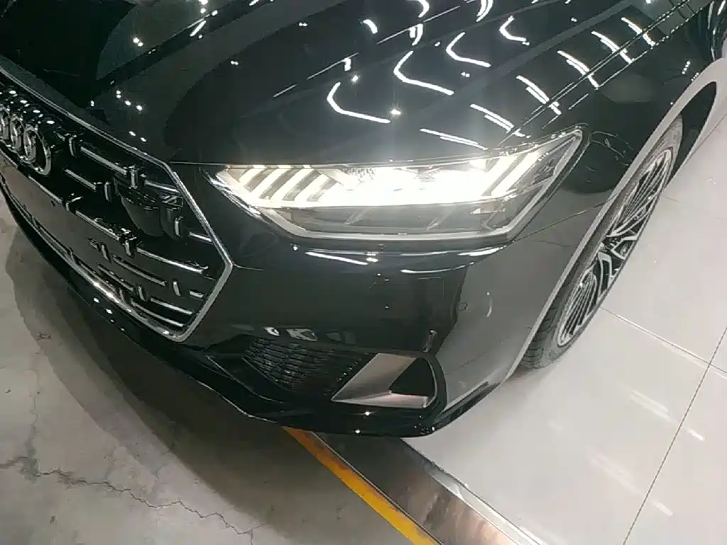Audi A7L 2026 — фото 18