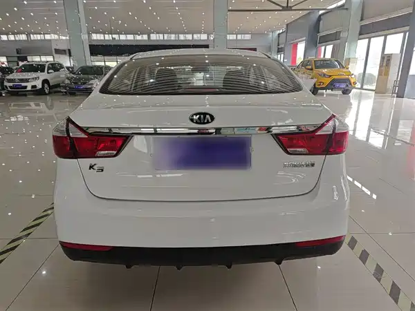 Kia K3 2016