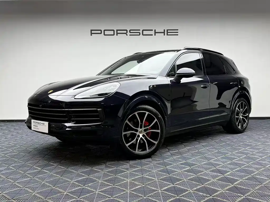 Porsche Cayenne 2023 — фото 1