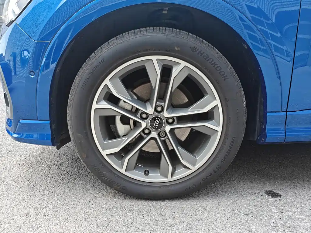 Audi Q3 2023 — фото 19