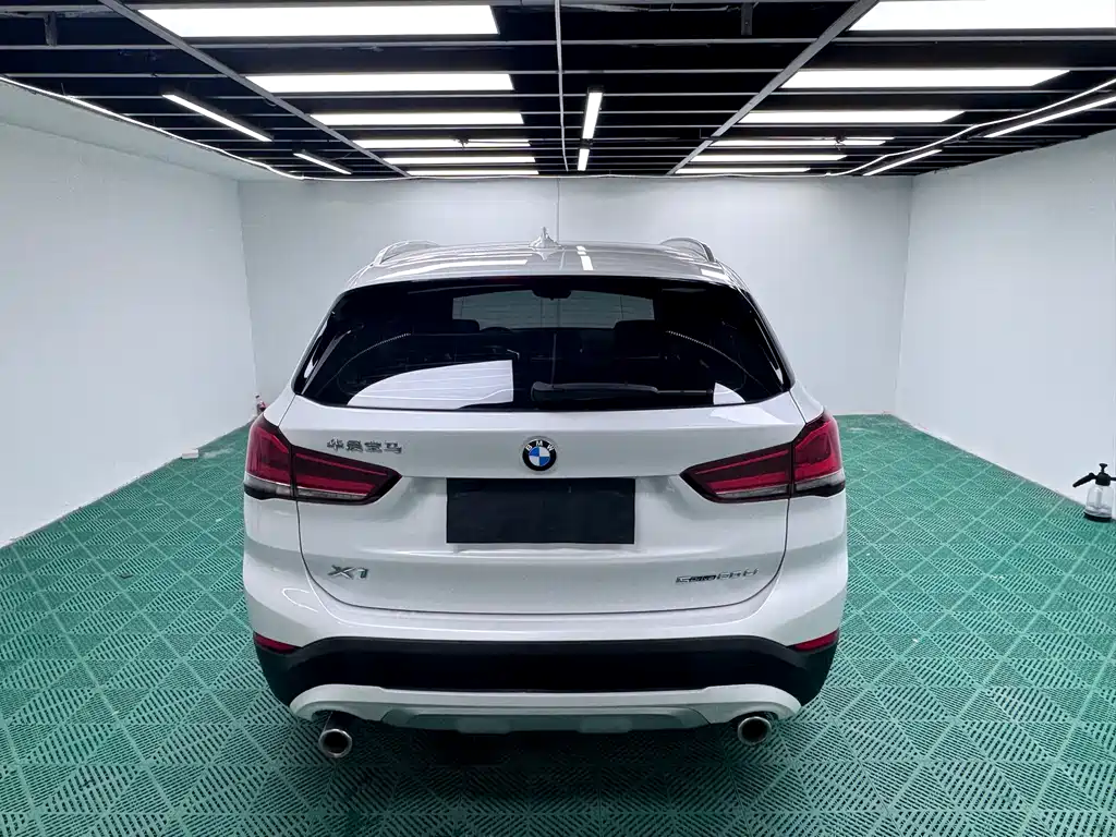 BMW X1 2022 — фото 5