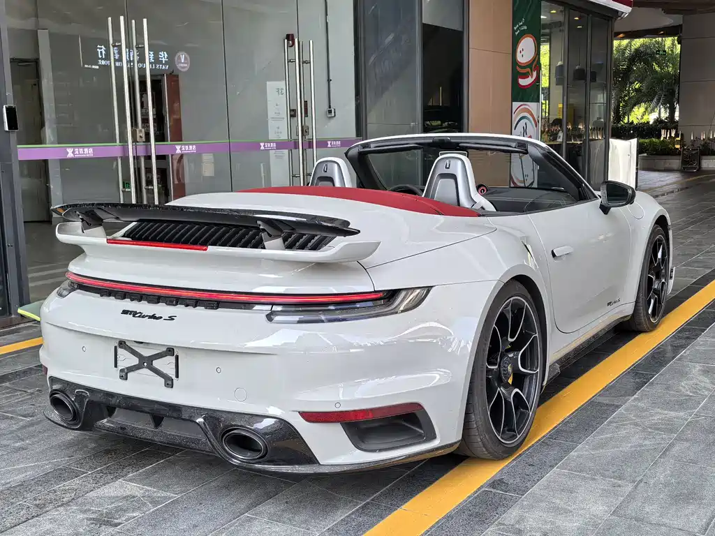 Porsche 911 2022