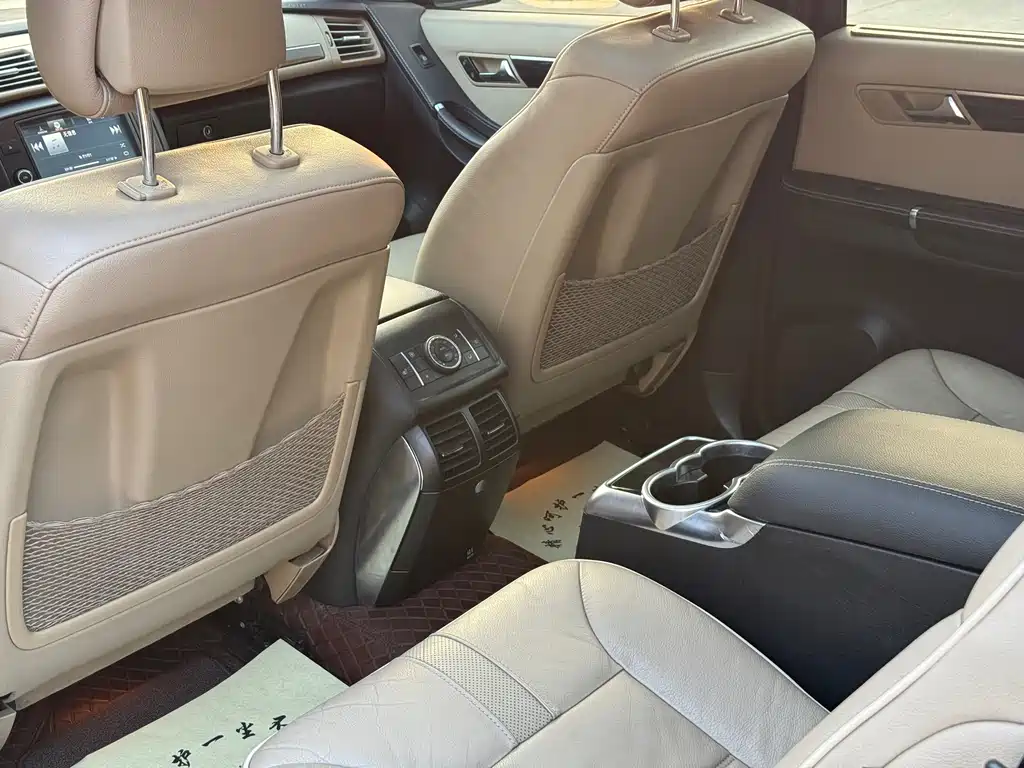 Mercedes-Benz R-Class 2015 — фото 13